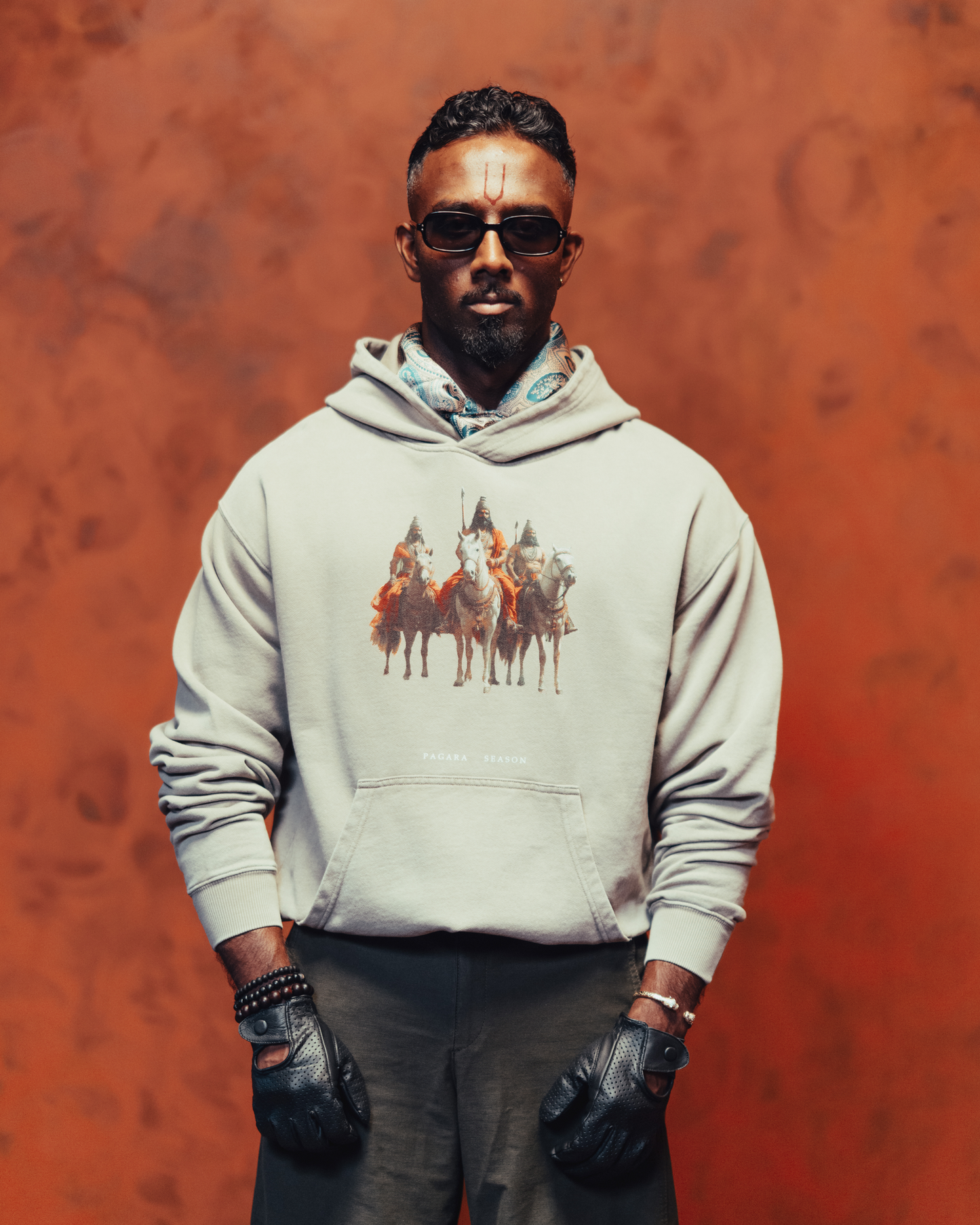 Chola Trifecta Hoodie - Vintage Dune